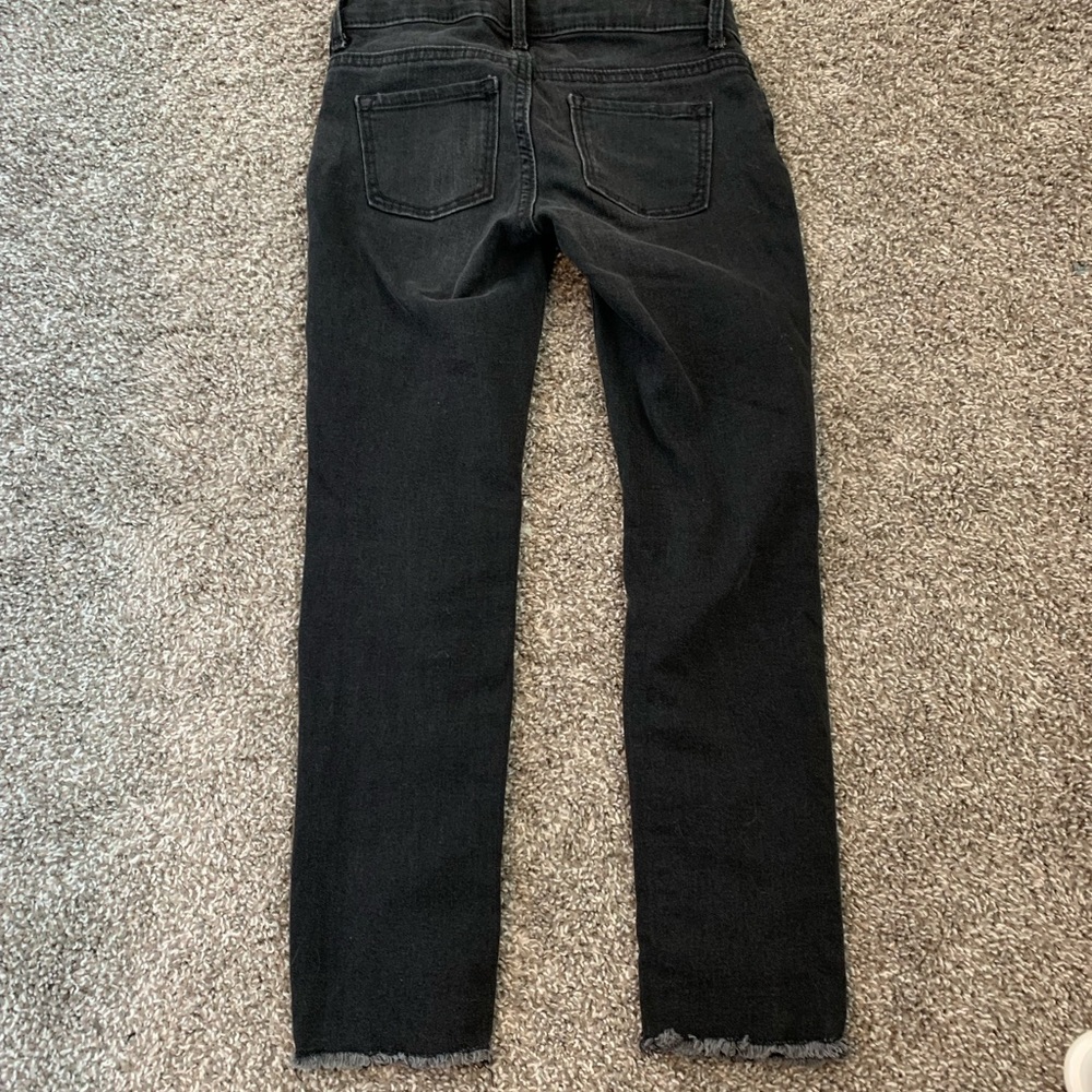 Black jeggings with one button and nice comfy fit